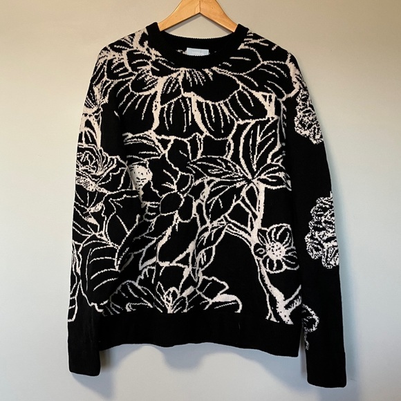3.Paradis Floral Black and White 100% Wool Sweater Schitt’s Creek - Picture 2 of 7